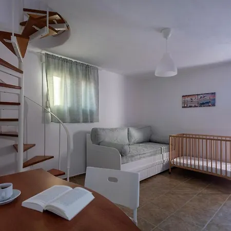 Stone Kontiani - Red 别墅 Dhragoulas